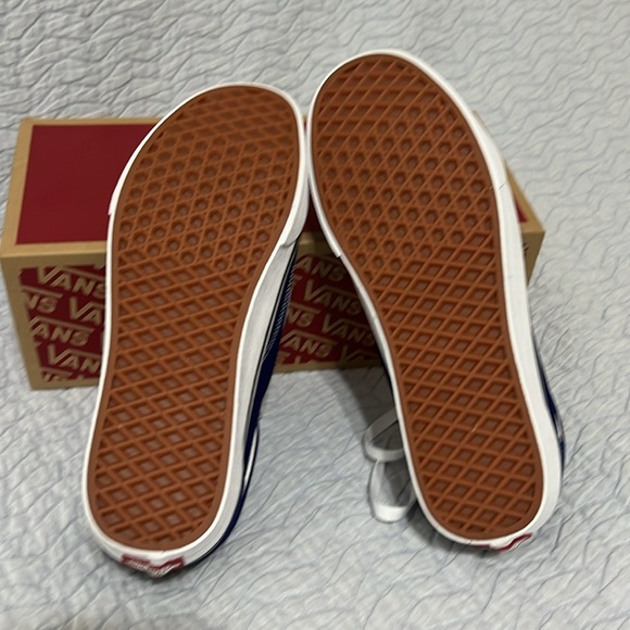 BRAND NEW VANS! - Picture 3 of 3